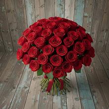 Букет 55 Красных роз Фридом #REPLACE_PRED# Кокоревке
