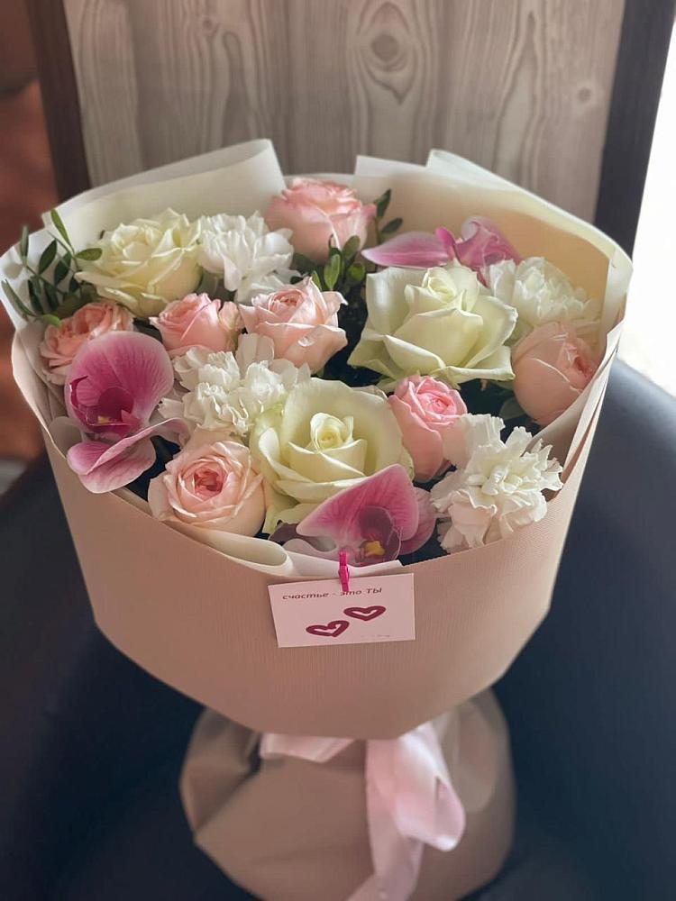 Букет цветов из: Орхидеи, Розы и Гвоздики в Кокоревке