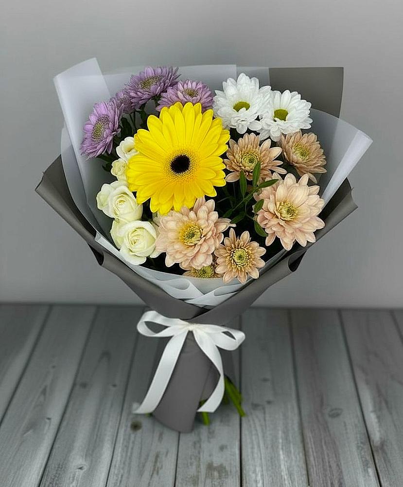 Букет цветов из: Розы, Герберы и Хризантемы в Кокоревке