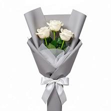 Букет 3 белые розы в Кокоревке