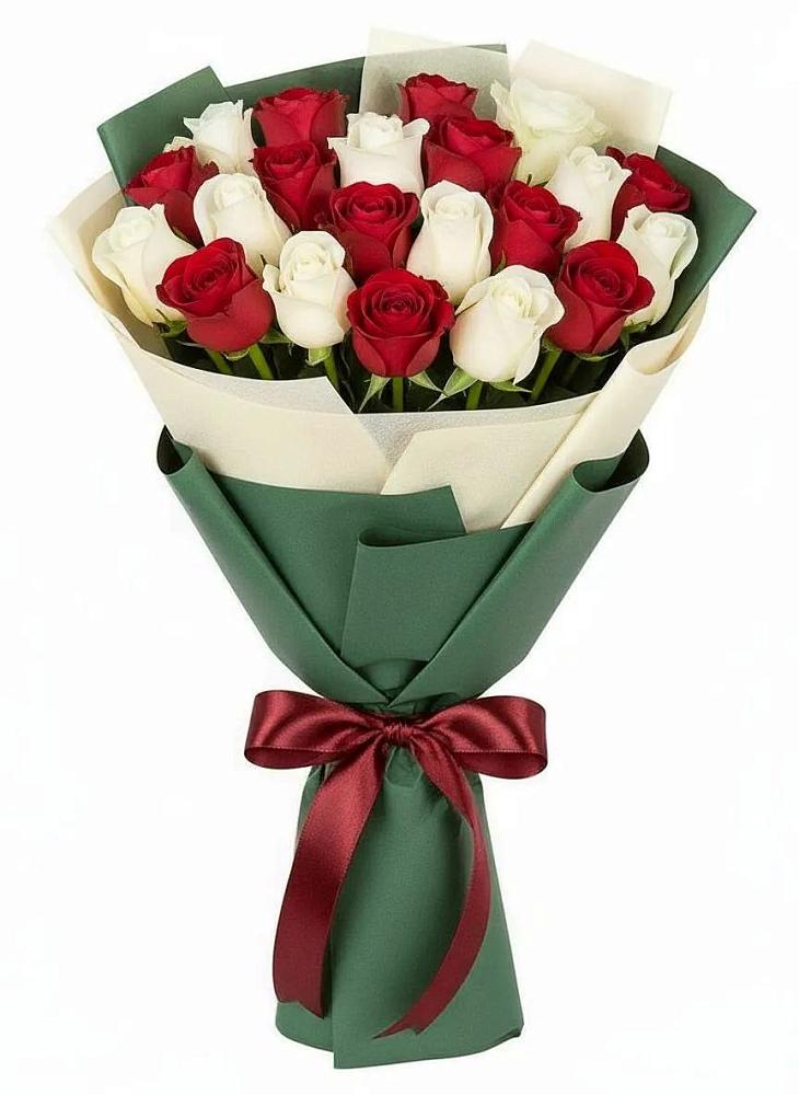 Букет Микс из красных и белых роз в Кокоревке