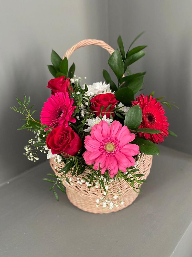 Цветочная композиция из Розы, Хризантемы и Герберы в корзине в Кокоревке