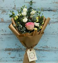 Букет цветов из:  Розы и Лизиантусы в Кокоревке