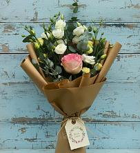 Букет цветов из:  Розы и Лизиантусы в Кокоревке