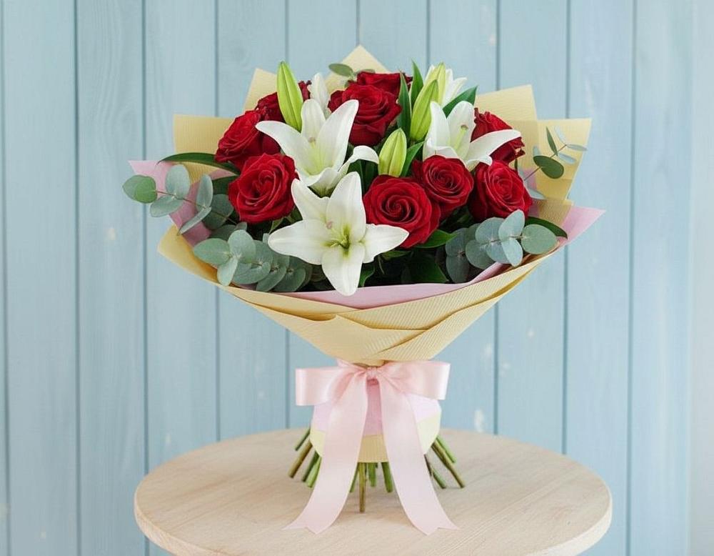 Букет цветов из: Лилии и Розы в Кокоревке